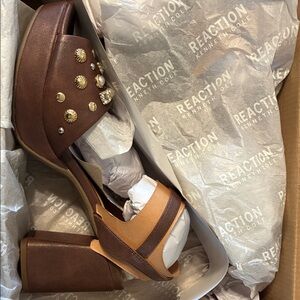 Kenneth Cole Reaction Brown Embellished Heels